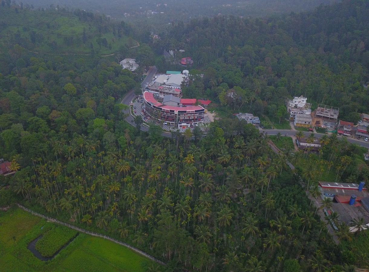 Wayanad Royal Crown Kalpetta Exterior foto