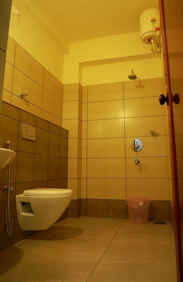 Wayanad Royal Crown Kalpetta Exterior foto
