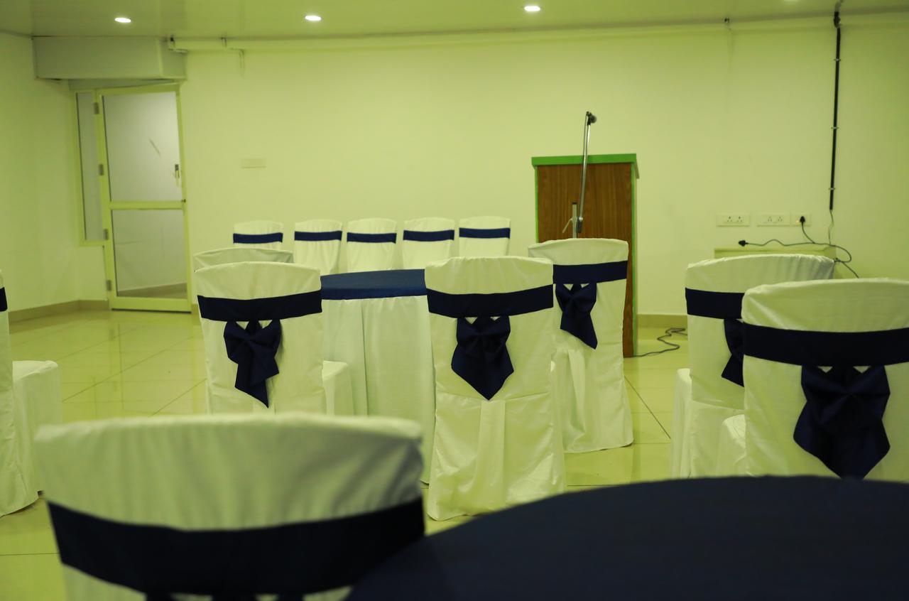 Wayanad Royal Crown Kalpetta Exterior foto