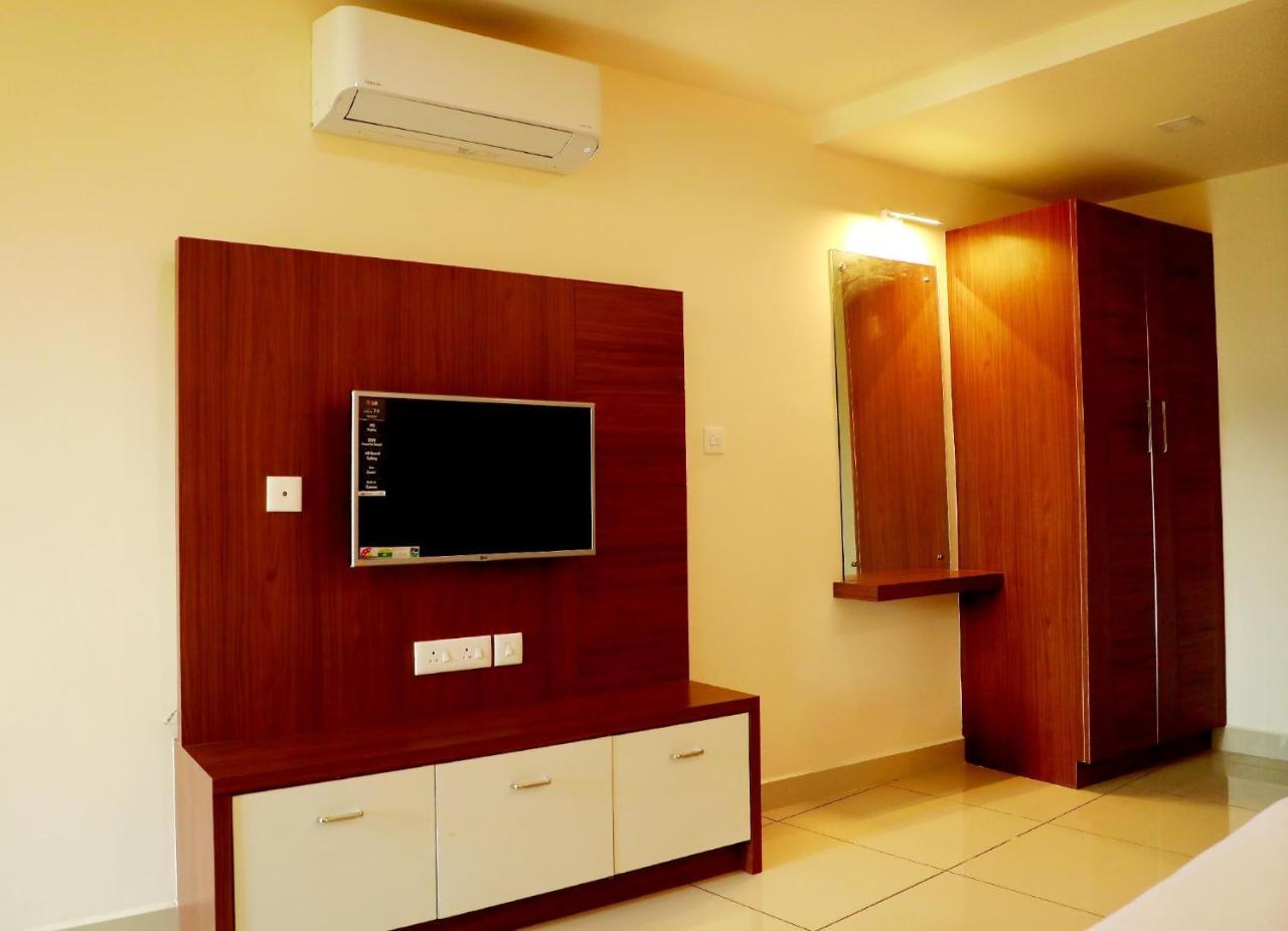 Wayanad Royal Crown Kalpetta Exterior foto