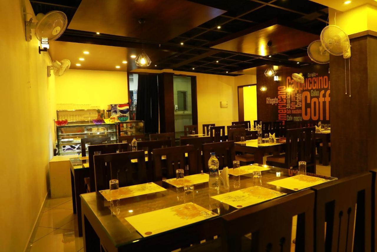 Wayanad Royal Crown Kalpetta Exterior foto
